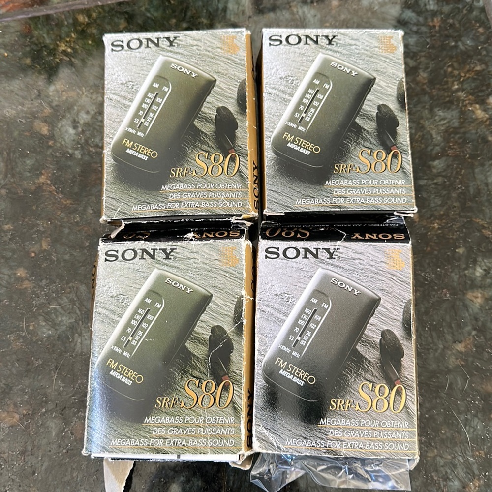 Sony SRF S80